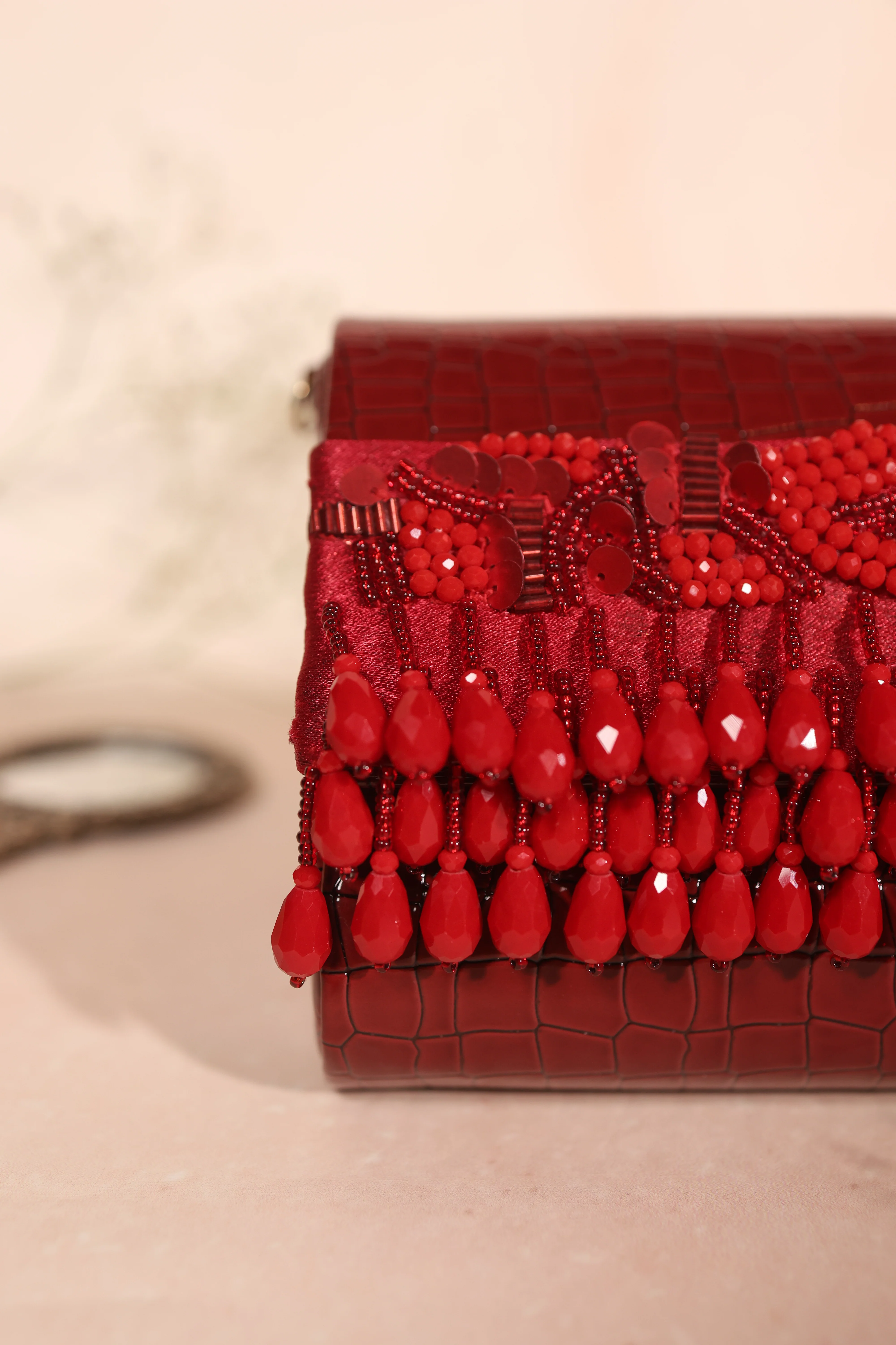 Noorie Red Handheld Clutch - Image 3